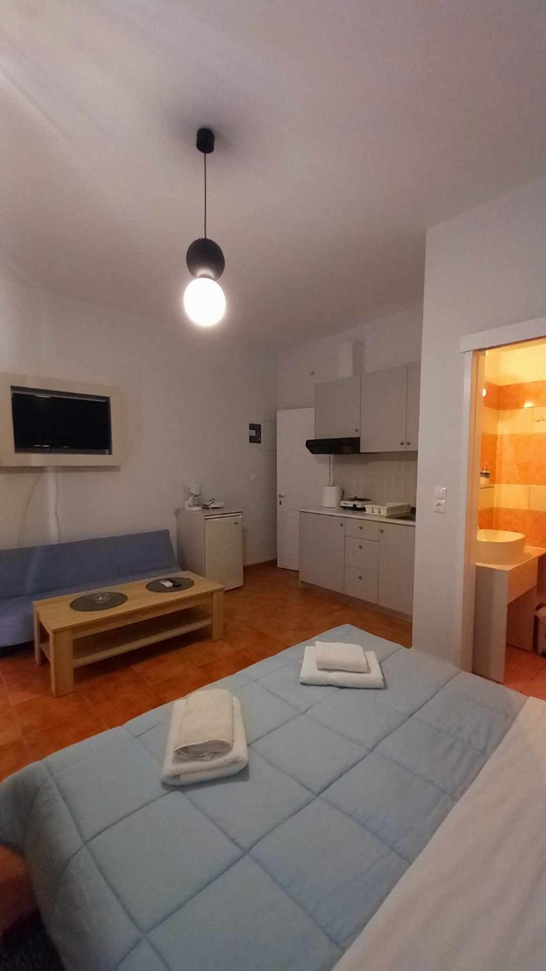 Στούντιο Με Θέα Τη Θάλασσα Appartement Itea Buitenkant foto